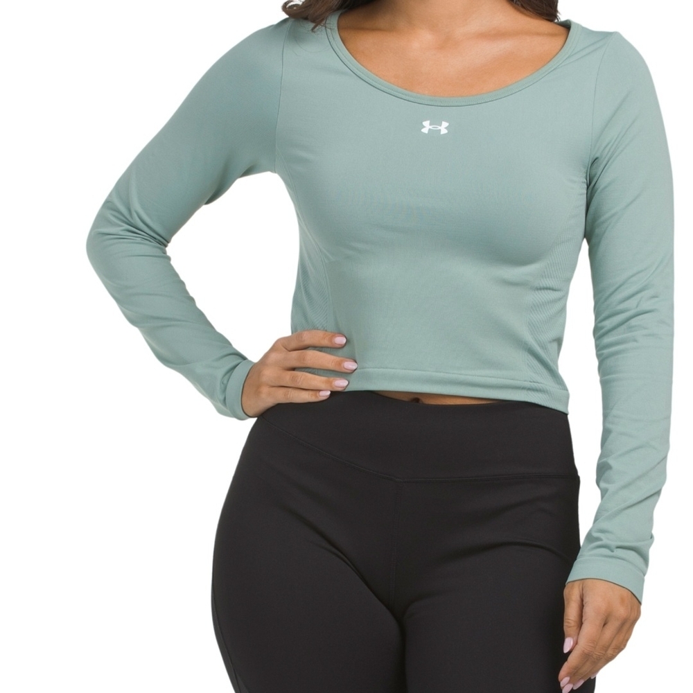 Under Armour Women's Green Long Sleeve Crop Top